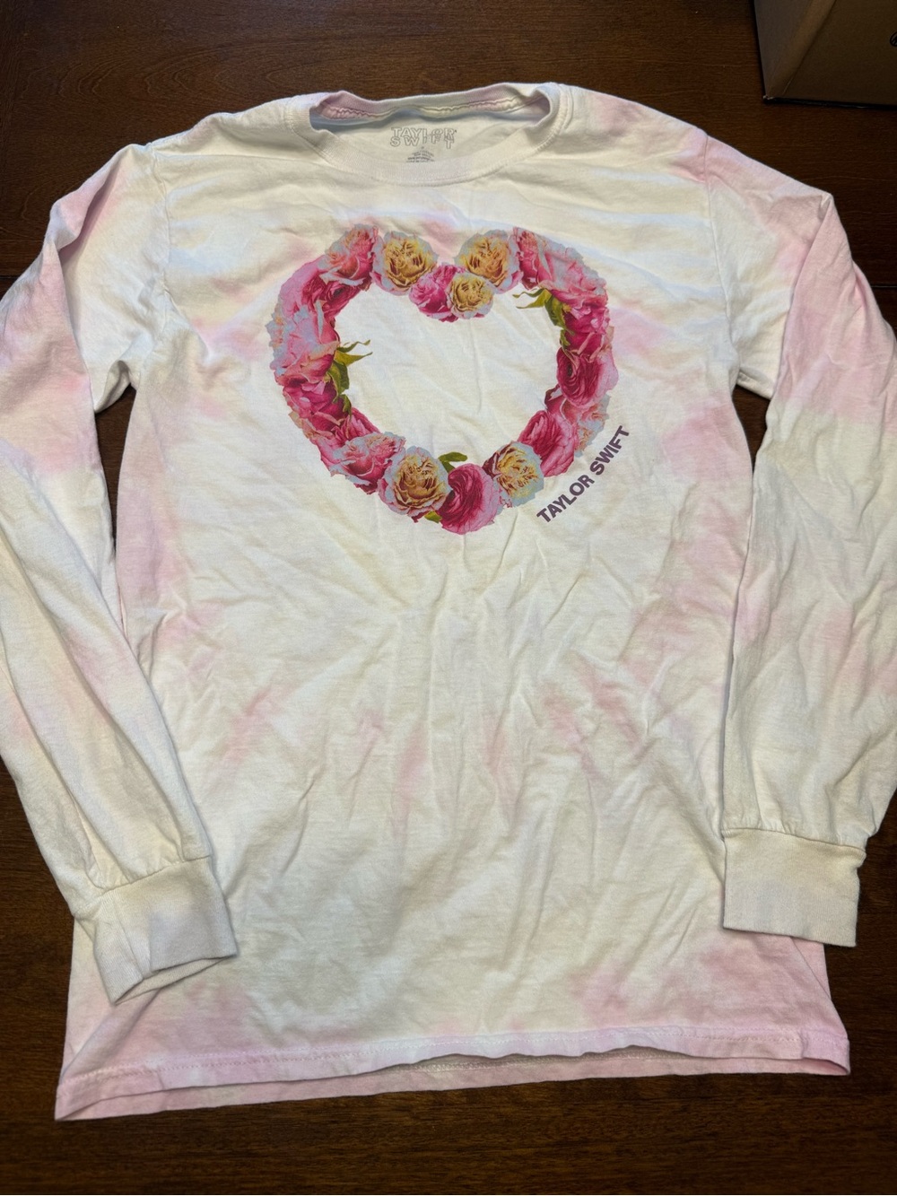 Taylor Swift Official Lover Album Heart Flower Long Sleeve Shirt Small RARE